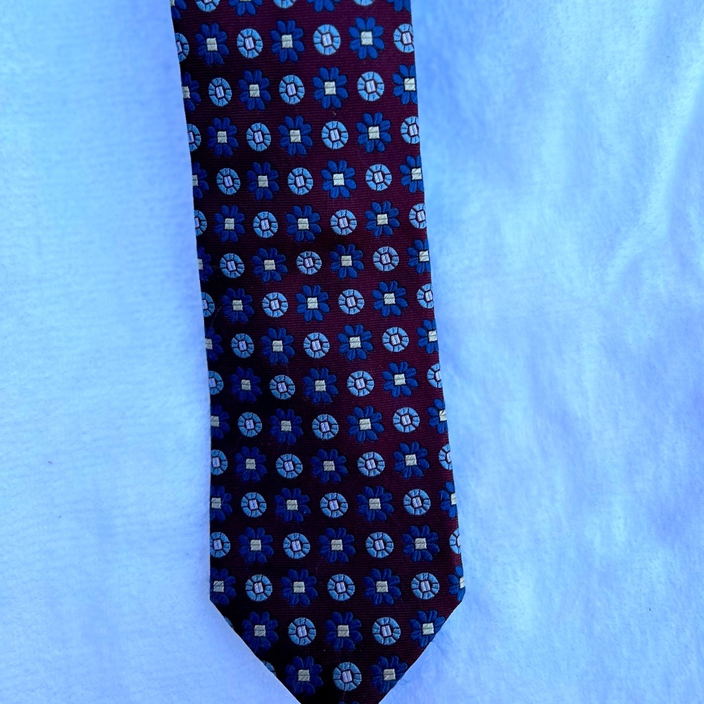 Men's Burgundy and Blue Patterned Tie